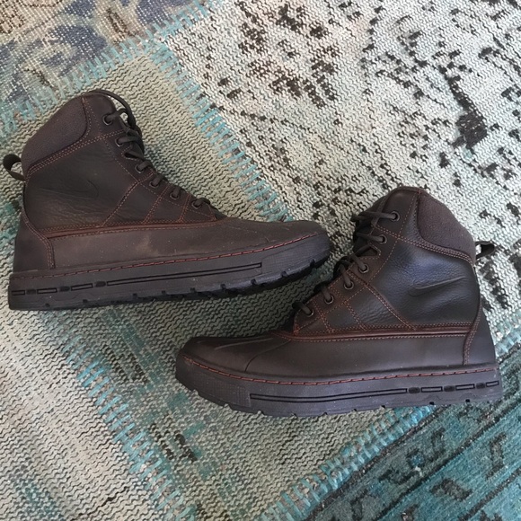 new nike acg boots